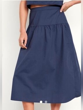 Old Navy blue navy small medium midi skirt with elastic back band. Classic A-li